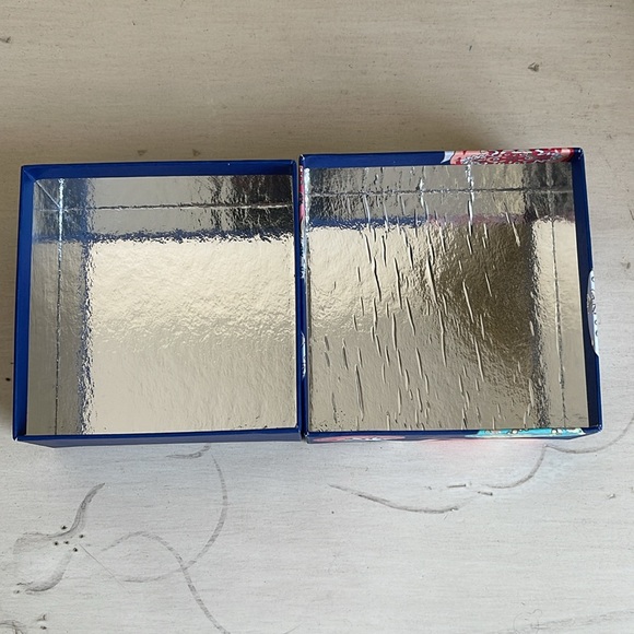 LADURÉE HOLIDAY BOX - Picture 9 of 10